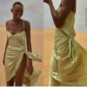 BAOBAB Selma Dress in Grape Green Size Large